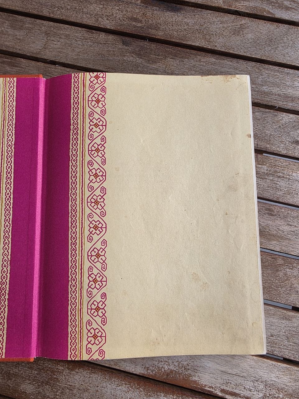 Vintage Soviet Book: Terem-Teremok (Russian Folk Tales - Ill. Evgeny Rachev) | Tsar to Soviet Books