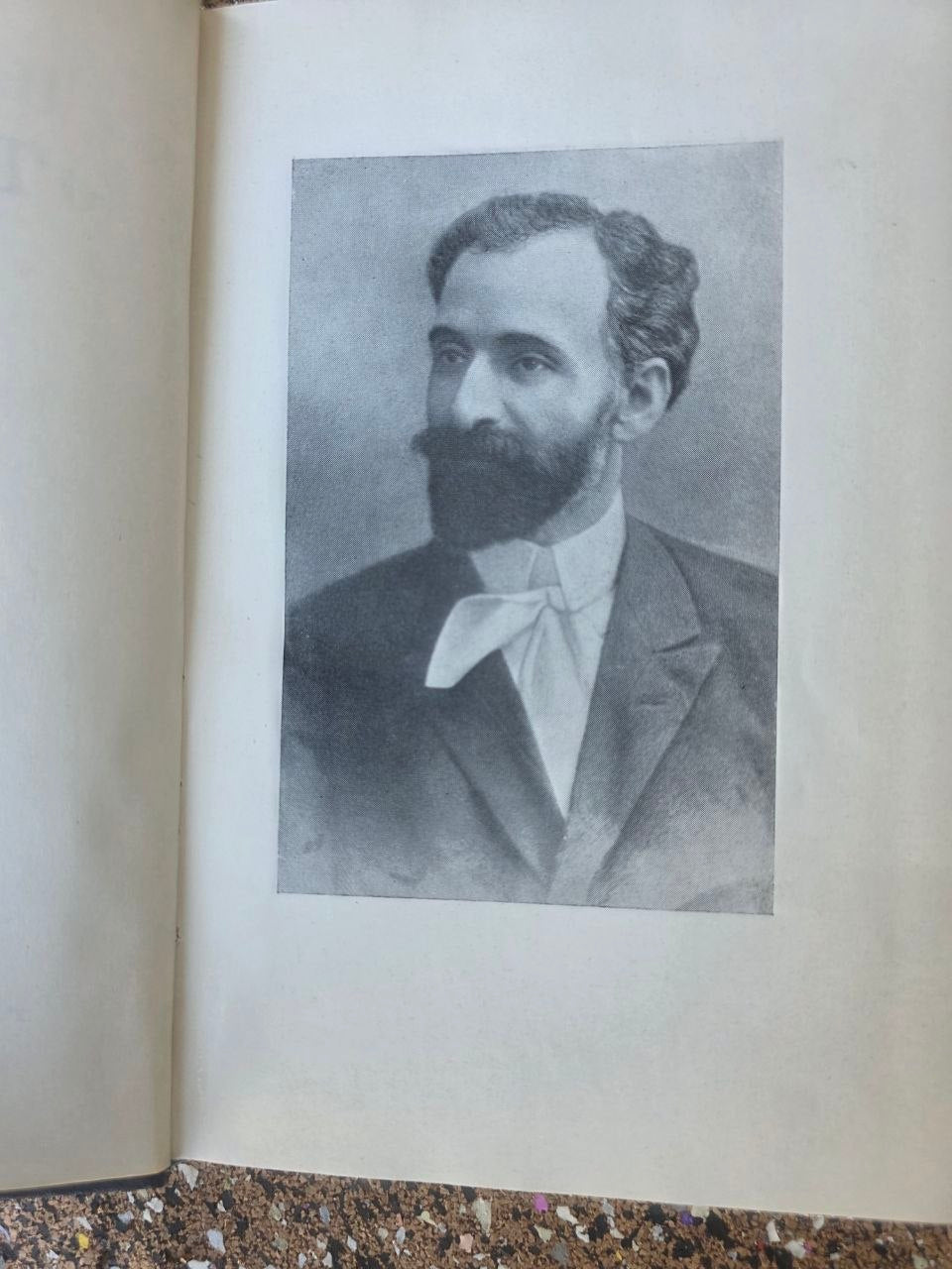 Vintage Soviet Book Hovhannes Toumanian Selected Works 1956 Armenian Literature USSR
